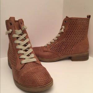 Report Lace Up Boots